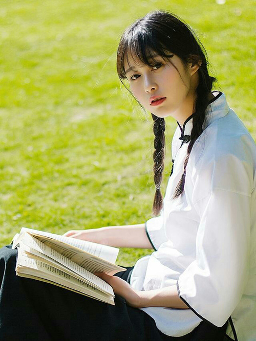 “青少年足球冬令营在多个城市同步举办”，全国青少年足球冬令营